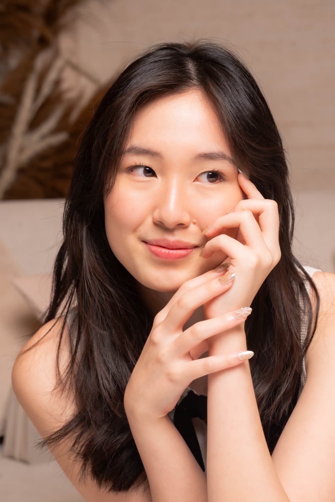 Feet & Massage at noon talk nail lounge